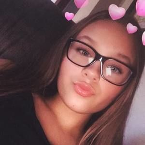 Meet your Posher, Hailey